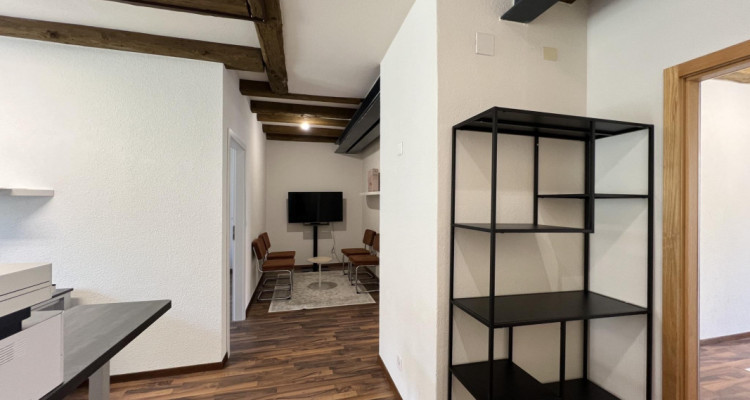 Immeuble de caractère en plein centre-ville image 7