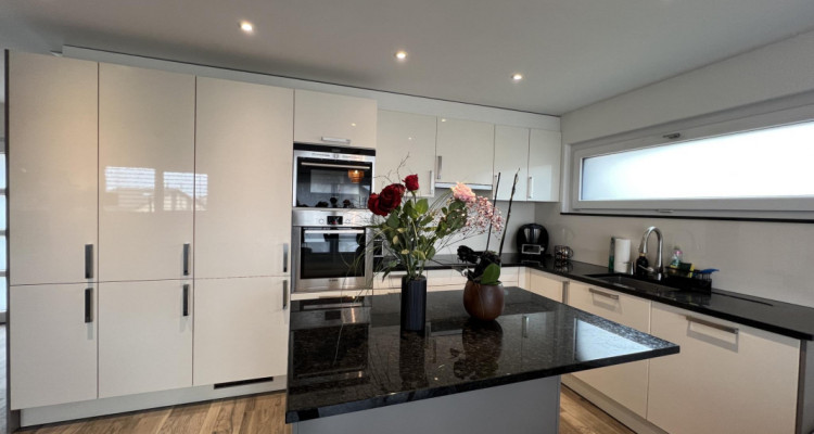 Résidence multifamiliale contemporaine au sein dun quartier verdoyant et tranquille image 8