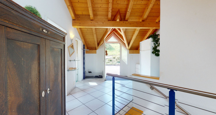 5.5 Zimmer Einfamilienhaus mit schönem Garten und herrlicher Aussicht image 9