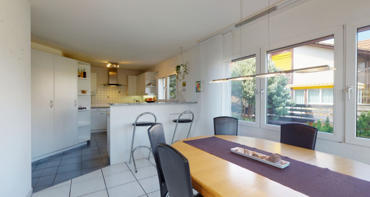 5.5 Zimmer Einfamilienhaus mit schönem Garten und herrlicher Aussicht image 10