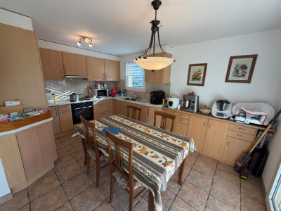 Appartement en viager occupé sans rente ? Spacieux 4.5 pièces avec terrasse, jardin, garage et cave ? Fully (VS) image 2