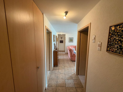 Appartement en viager occupé sans rente ? Spacieux 4.5 pièces avec terrasse, jardin, garage et cave ? Fully (VS) image 3