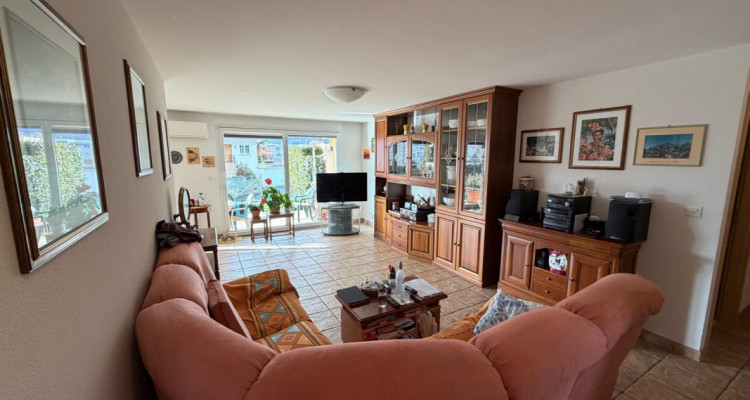 Appartement en viager occupé sans rente ? Spacieux 4.5 pièces avec terrasse, jardin, garage et cave ? Fully (VS) image 5