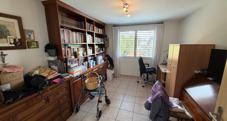 Appartement en viager occupé sans rente ? Spacieux 4.5 pièces avec terrasse, jardin, garage et cave ? Fully (VS) image 7