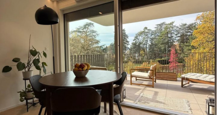 URGENCE – REPRISE DE BAIL : MAGNIFIQUE 3 PIÈCES ATTIQUE À VESSY (GENÈVE) image 4