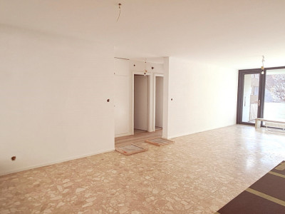 SION CENTRE - 3.5 p. – env. 100m2 - calme et lumineux image 2