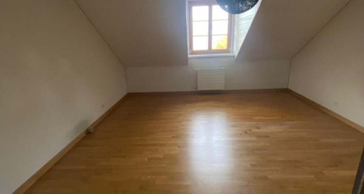 Superbe maison avec jardin à Cologny image 12