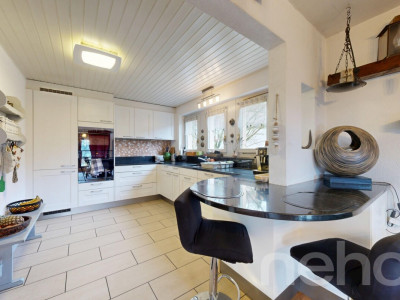 Maison individuelle sur un grand terrain au calme image 5