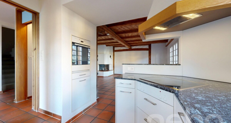 Charmantes 5.5-Zimmer-Einfamilienhaus mit grosszügiger Scheune image 7