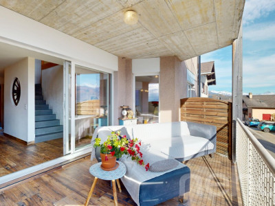 Maison contiguë à Savièse avec vue panoramique et studio attenant image 3