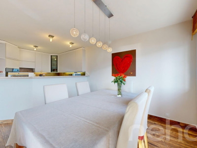 Maison contiguë à Savièse avec vue panoramique et studio attenant image 9