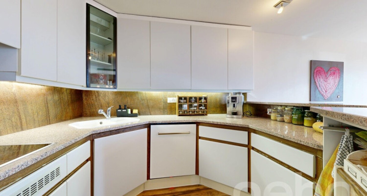 Maison contiguë à Savièse avec vue panoramique et studio attenant image 7