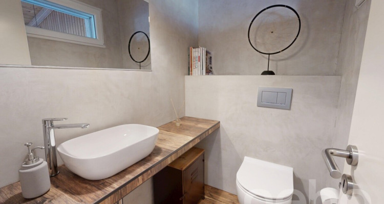 Maison contiguë à Savièse avec vue panoramique et studio attenant image 11