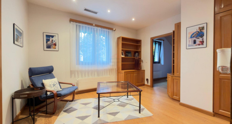 Maison genevoise de 14 pièces où le charme dantan rencontre le confort contemporain image 11