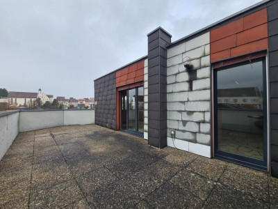 Appartement de 4.5 pièces avec balcon image 1