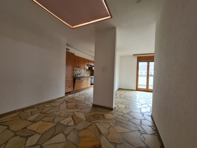 Appartement de 4.5 pièces avec balcon image 4