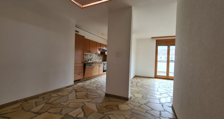 Appartement de 4.5 pièces avec balcon image 4