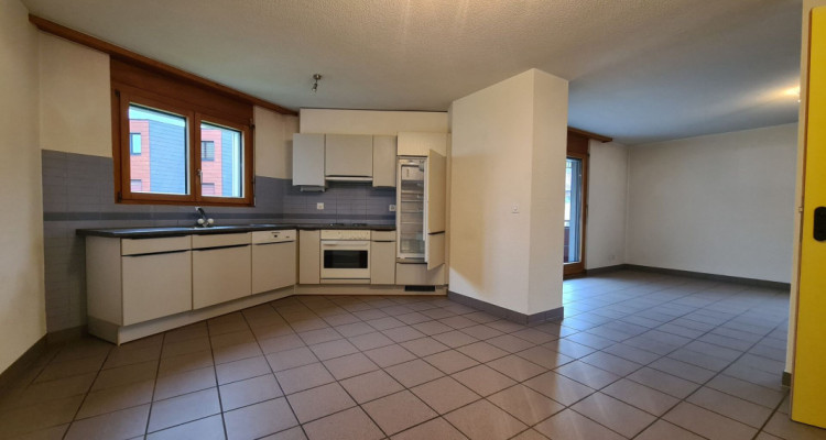 Appartement de 3.5 pièces avec balcon image 2