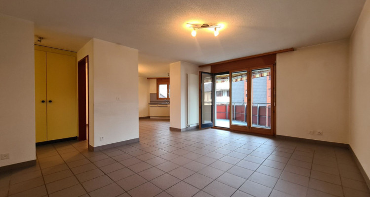 Appartement de 3.5 pièces avec balcon image 3