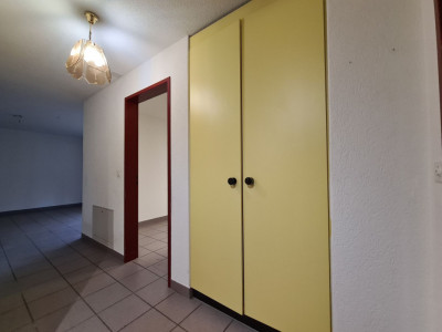 Appartement de 2.5 pièces avec balcon image 5