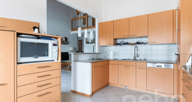 Magnifique attique avec mezzanine dans une résidence de standing image 4