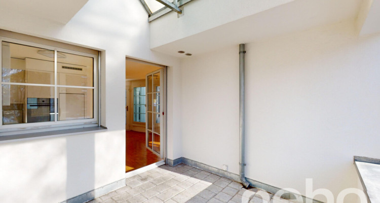 Ruhig gelegene 4.5-Zimmer-Maisonette mit Dachterasse in Bonstetten image 7