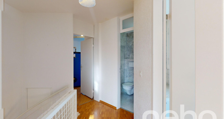 Ruhig gelegene 4.5-Zimmer-Maisonette mit Dachterasse in Bonstetten image 9