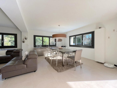 Sublime villa individuelle au calme dans un cadre verdoyant image 4