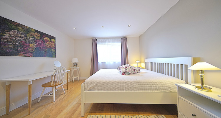 Exceptionnelle villa 9 pièces - 6 chambres image 11