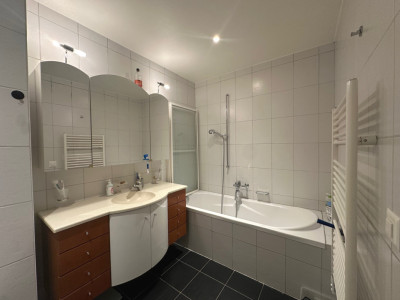 Un nid familial lumineux, au rez de jardin image 8