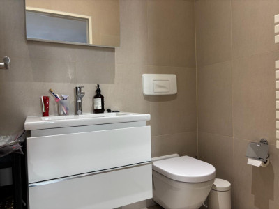 Magnifique et récent 3 pièces, hyper-centre de Genève image 9