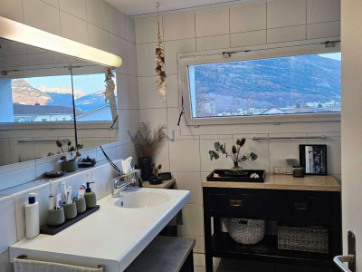 Stilvolles Wohnen mit Weitblick in die Churer Alpen image 5