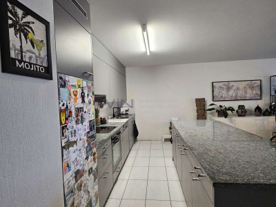 Stilvolles Wohnen mit Weitblick in die Churer Alpen image 6