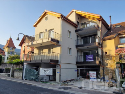 3.5 pièces neuf de standing avec ascenseur privé à Champagne image 10