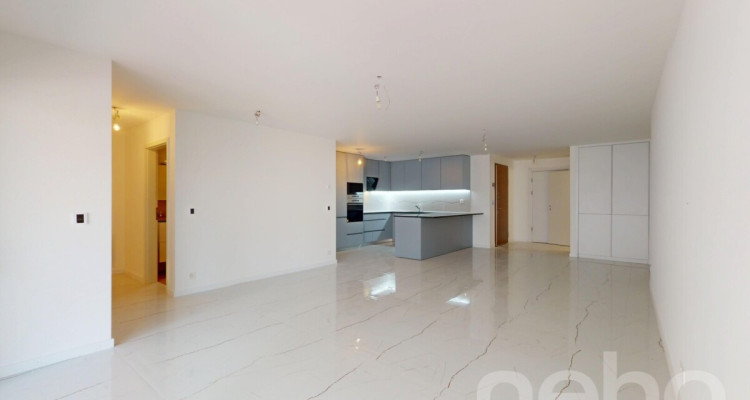 3.5 pièces neuf de standing avec ascenseur privé à Champagne image 4