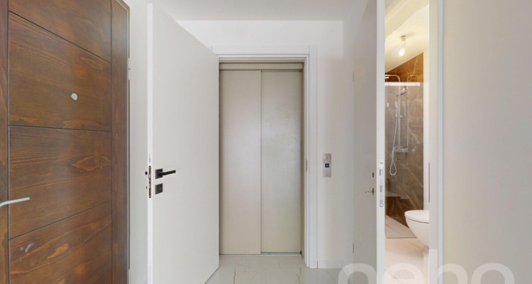 3.5 pièces neuf de standing avec ascenseur privé à Champagne image 5