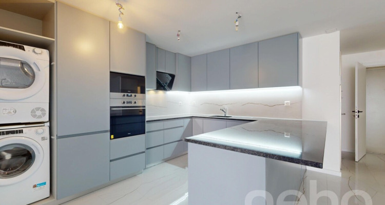 3.5 pièces neuf de standing avec ascenseur privé à Champagne image 12