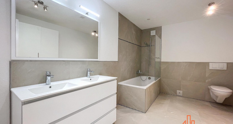 Appartement avec grande terrasse et espace rangement image 5