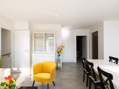 Appartement moderne de 3 pièces dans une nouvelle construction à Collex image 3