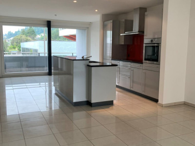 Moderne 3.5-Zimmer-Wohnung im 3. OG an zentraler Lage in Kriens image 5