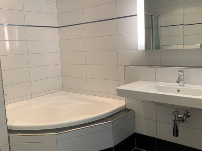 Moderne 3.5-Zimmer-Wohnung im 3. OG an zentraler Lage in Kriens image 9