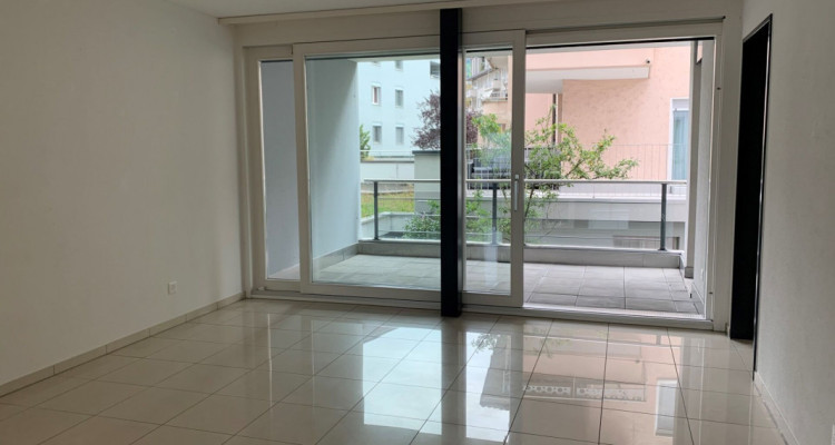 Moderne 3.5-Zimmer-Wohnung im 3. OG an zentraler Lage in Kriens image 2