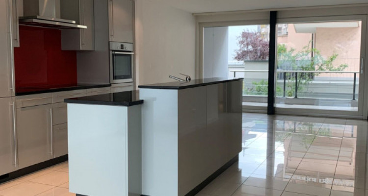 Moderne 3.5-Zimmer-Wohnung im 3. OG an zentraler Lage in Kriens image 4