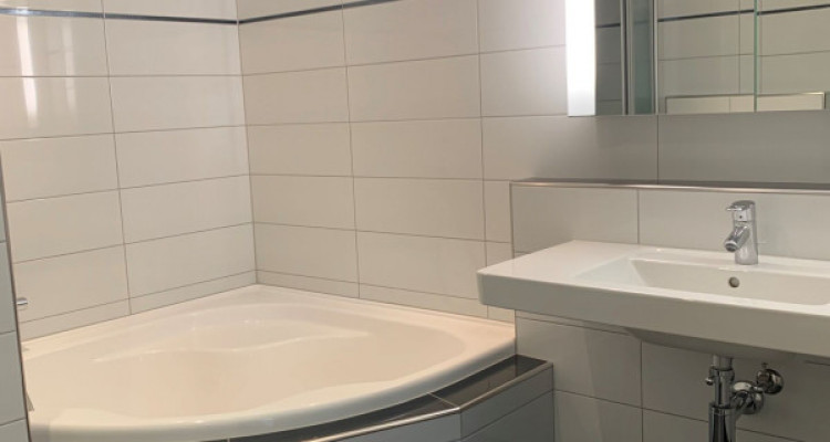 Moderne 3.5-Zimmer-Wohnung im 3. OG an zentraler Lage in Kriens image 9