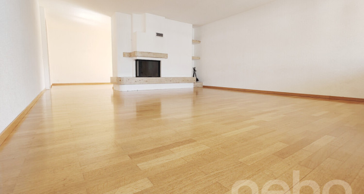 Attraktive 4.5-Zimmer-Wohnung mit Balkon an ruhiger Lage in Widen image 5