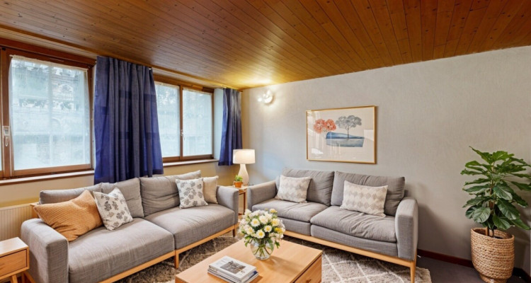 Mehrfamilienhaus mit 4 Wohnungen, Studio und Garage in zentraler Lage image 8