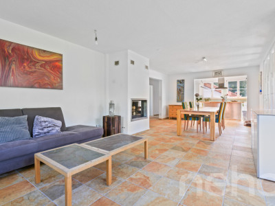 Grosszügiges, freistehendes Einfamilienhaus an idyllischer Lage image 5