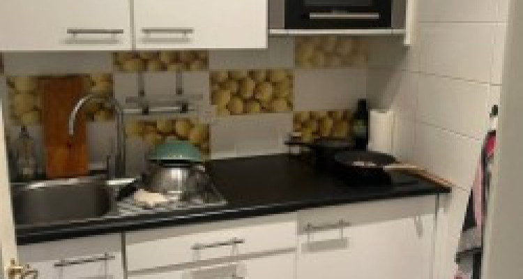 Nous vous proposons un grand studio aux Pâquis image 4