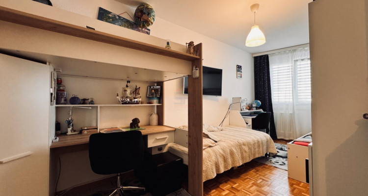 Appartement 4 pièces 83 m², avec vue dégagée et fraichement rénové image 6