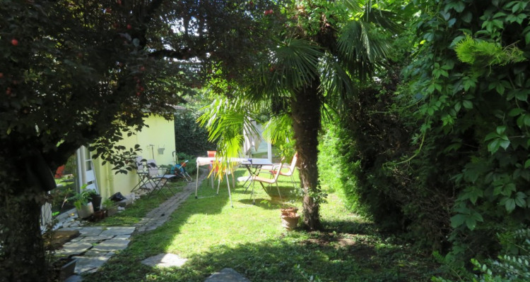 Vaste villa de plain-pieds avec grand jardin a Chambésy-Pregny image 2